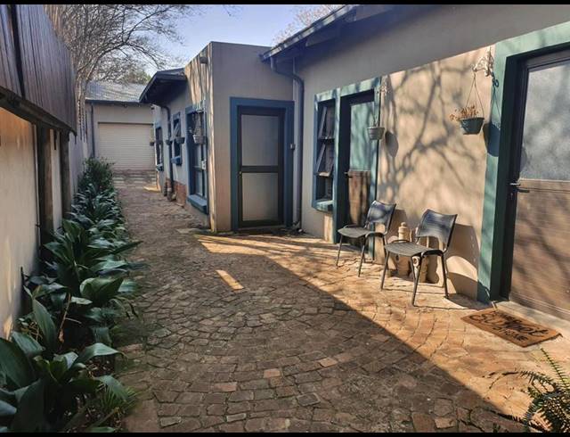 1 BEDROOM PROPERTY TO RENT IN RIETONDALE